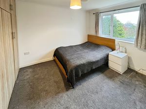 Bedroom - click for photo gallery